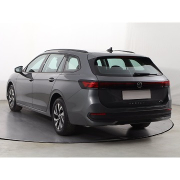 Volkswagen Passat  Kombi 2025,  1.5 benzyna, automat - Na sprzedaż za 124 999 zł - Katowice - zdjęcie 6