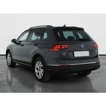 Volkswagen Tiguan  SUV 2022,  2.0 benzyna, automat - Na sprzedaż za 103 999 zł - Piaseczno - zdjęcie 6