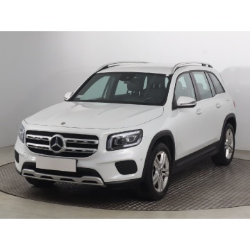 Mercedes - Benz GL-klasa  SUV 2021,  1.3 benzyna, automat - Na sprzedaż za 107 999 zł - Bielany Wrocławskie - zdjęcie 3