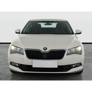 Skoda Superb  Hatchback 2019,  1.5 benzyna, automat - Na sprzedaż za 54 999 zł - Żagań - zdjęcie 2