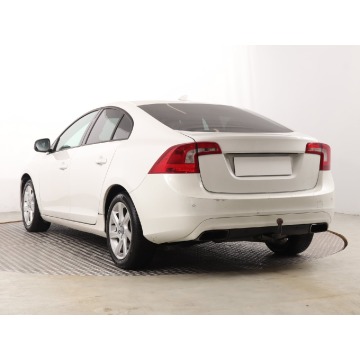 Volvo S60  Liftback 2014,  2.0 diesel - Na sprzedaż za 23 499 zł - Katowice - zdjęcie 6