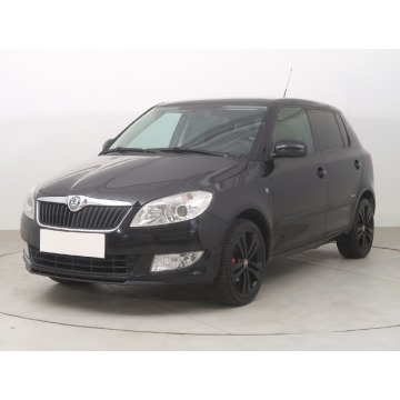 Skoda Fabia  Hatchback 2011,  1.2 benzyna - Na sprzedaż za 14 999 zł - Bielany Wrocławskie - zdjęcie 3