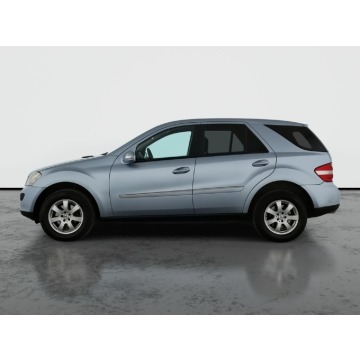 Mercedes - Benz M-klasa  SUV 2006,  3.0 diesel, automat - Na sprzedaż za 27 999 zł - Piaseczno - zdjęcie 4
