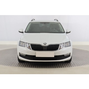Skoda Octavia  Kombi 2018,  1.5 benzyna, automat - Na sprzedaż za 38 499 zł - Zabrze - zdjęcie 2