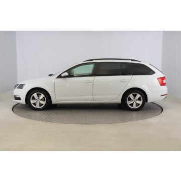 Skoda Octavia  Kombi 2018,  1.5 benzyna, automat - Na sprzedaż za 38 499 zł - Zabrze - zdjęcie 4