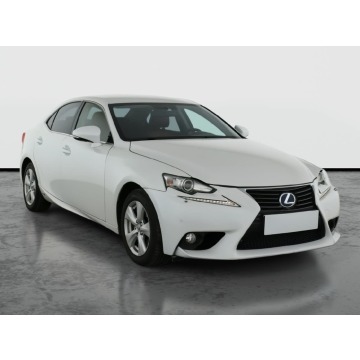 Lexus IS 300h (181KM), 2014