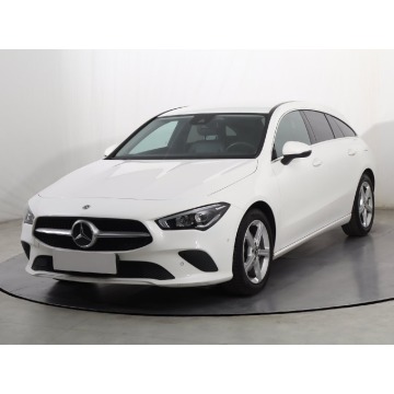 Mercedes - Benz CLA-klasa  Kombi 2020,  1.3 benzyna, automat - Na sprzedaż za 74 999 zł - Katowice - zdjęcie 3