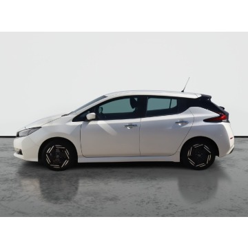 Nissan Leaf  Hatchback 2022 elektryczny, automat - Na sprzedaż za 64 999 zł - Łódź - zdjęcie 4