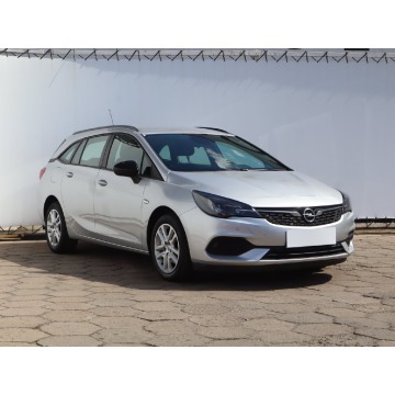 Opel Astra 1.2 Turbo (130KM), 2021