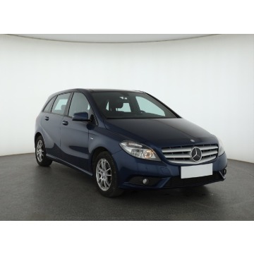 Mercedes - Benz B-klasa  SUV 2012,  1.6 benzyna - Na sprzedaż za 33 999 zł - Chełm - zdjęcie 1