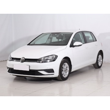 Volkswagen Golf  Hatchback 2018,  1.0 benzyna - Na sprzedaż za 43 999 zł - Ostrołęka - zdjęcie 3
