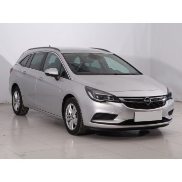 Opel Astra 1.6 CDTI (110KM), 2016