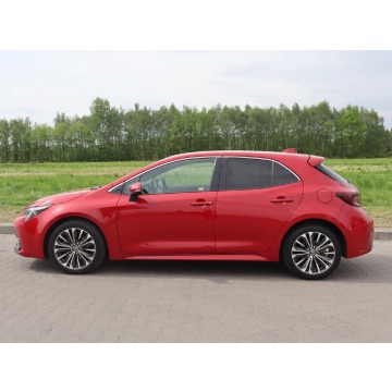 Toyota Corolla  Hatchback 2023,  1.8 benzyna, automat - Na sprzedaż za 96 999 zł - Katowice - zdjęcie 4