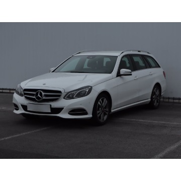 Mercedes - Benz E-klasa  Kombi 2014,  2.1 diesel, automat - Na sprzedaż za 42 999 zł - Lublin - zdjęcie 3