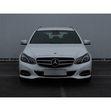 Mercedes - Benz E-klasa  Kombi 2014,  2.1 diesel, automat - Na sprzedaż za 42 999 zł - Lublin - zdjęcie 2