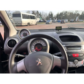 Peugeot 107  Hatchback 2014,  1.0 benzyna - Na sprzedaż za 11 500 zł - Konin - zdjęcie 8