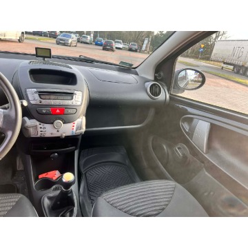 Peugeot 107  Hatchback 2014,  1.0 benzyna - Na sprzedaż za 11 500 zł - Konin - zdjęcie 10