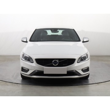 Volvo V60  Kombi 2014,  1.6 benzyna - Na sprzedaż za 32 999 zł - Nowy Sącz - zdjęcie 2