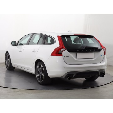 Volvo V60  Kombi 2014,  1.6 benzyna - Na sprzedaż za 32 999 zł - Nowy Sącz - zdjęcie 6