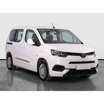 Toyota ProAce  Pick-up 2021,  1.5 diesel - Na sprzedaż za 45 999 zł - Gniezno - zdjęcie 1