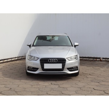 Audi A3  Hatchback 2013,  2.0 diesel - Na sprzedaż za 33 499 zł - Zabrze - zdjęcie 2