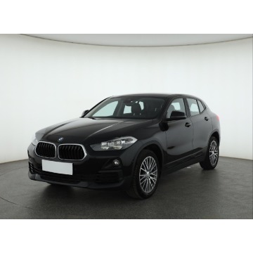 BMW   SUV 2019,  1.5 diesel, automat - Na sprzedaż za 52 999 zł - Katowice - zdjęcie 3