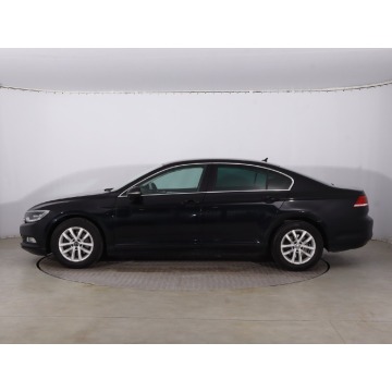 Volkswagen Passat  Liftback 2015,  1.4 benzyna - Na sprzedaż za 33 999 zł - Chrzanów - zdjęcie 4