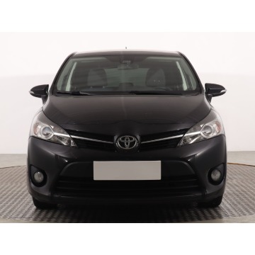 Toyota Verso  SUV 2016,  1.6 benzyna - Na sprzedaż za 43 999 zł - Katowice - zdjęcie 2