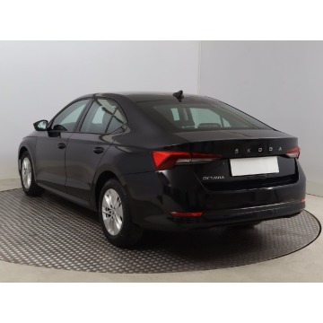 Skoda Octavia  Hatchback 2021,  1.0 benzyna - Na sprzedaż za 58 999 zł - Bielany Wrocławskie - zdjęcie 6