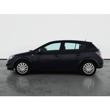 Opel Astra  Hatchback 2012,  1.6 benzyna - Na sprzedaż za 11 499 zł - Piaseczno - zdjęcie 4
