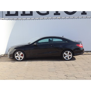 Mercedes - Benz E-klasa  Coupe/Sportowy 2009,  3.5 benzyna, automat - Na sprzedaż za 44 999 zł - Łódź - zdjęcie 4