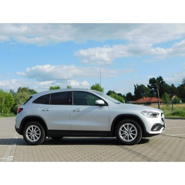 Mercedes - Benz GLA-klasa  SUV 2022,  2.0 diesel, automat - Na sprzedaż za 89 980 zł - Żyrardów - zdjęcie 2
