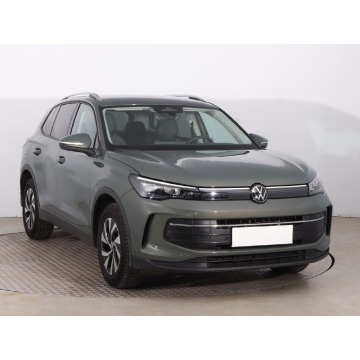 VW Tiguan 1.5 TSI (150KM), 2024