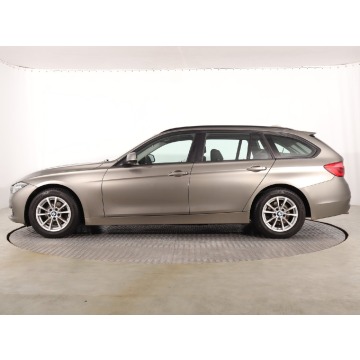BMW Seria 3  Kombi 2018,  2.0 diesel - Na sprzedaż za 43 999 zł - Katowice - zdjęcie 4