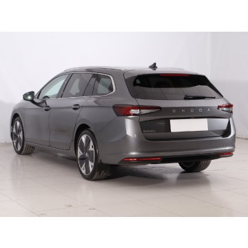 Skoda Superb  Kombi 2024,  1.5 benzyna, automat - Na sprzedaż za 139 999 zł - Poznań - zdjęcie 6