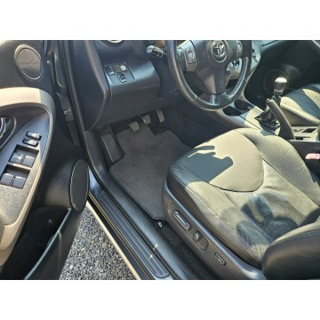 Toyota   SUV 2006,  2.2 diesel - Na sprzedaż za 15 900 zł - Ruda Śląska - zdjęcie 10