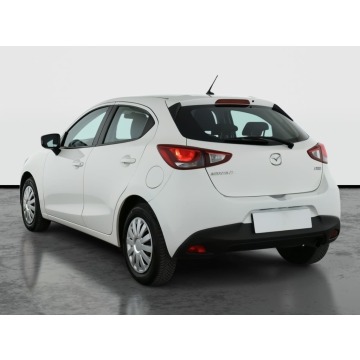 Mazda 2  Hatchback 2016,  1.5 diesel - Na sprzedaż za 26 499 zł - Piaseczno - zdjęcie 6