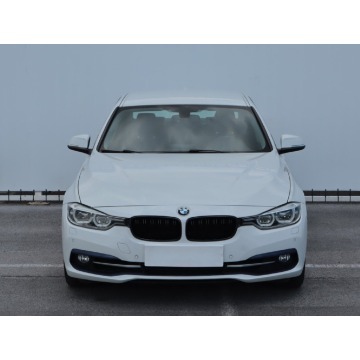 BMW Seria 3  Liftback 2016,  1.5 benzyna, automat - Na sprzedaż za 51 999 zł - Lublin - zdjęcie 2