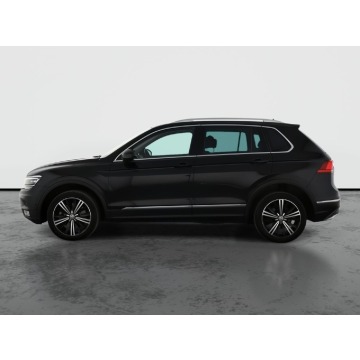 Volkswagen Tiguan  SUV 2017,  2.0 diesel, automat - Na sprzedaż za 68 499 zł - Piaseczno - zdjęcie 4