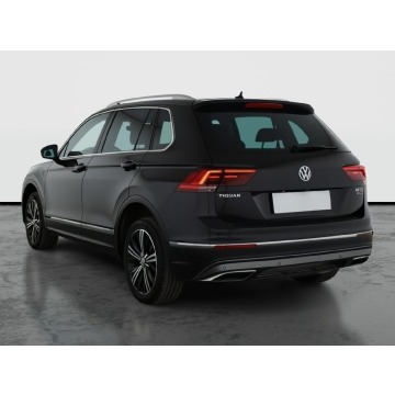 Volkswagen Tiguan  SUV 2017,  2.0 diesel, automat - Na sprzedaż za 68 499 zł - Piaseczno - zdjęcie 6