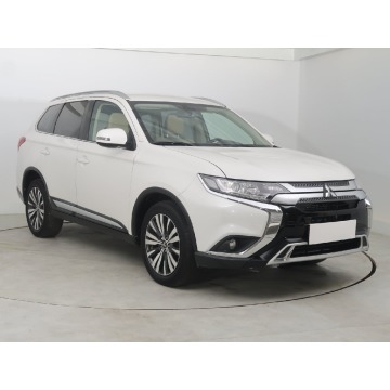 Mitsubishi Outlander 2.0 (150KM), 2019