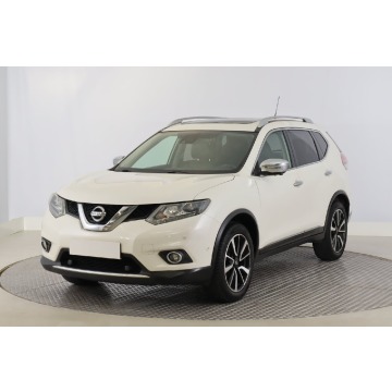 Nissan X-Trail  SUV 2015,  1.6 benzyna - Na sprzedaż za 44 999 zł - Zabrze - zdjęcie 3