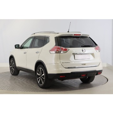 Nissan X-Trail  SUV 2015,  1.6 benzyna - Na sprzedaż za 44 999 zł - Zabrze - zdjęcie 6