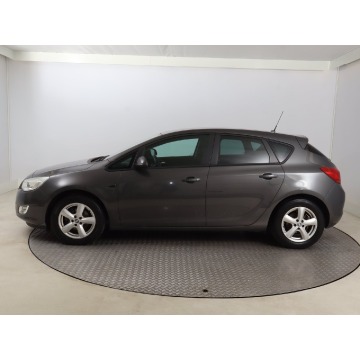 Opel Astra  Hatchback 2011,  1.4 benzyna - Na sprzedaż za 18 999 zł - Bielany Wrocławskie - zdjęcie 4