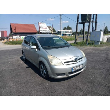 Toyota Corolla Verso 2.2 D-4d 177km 06r 7os
