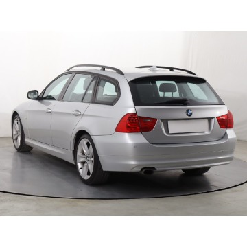 BMW Seria 3  Kombi 2009,  2.0 benzyna - Na sprzedaż za 26 999 zł - Katowice - zdjęcie 6