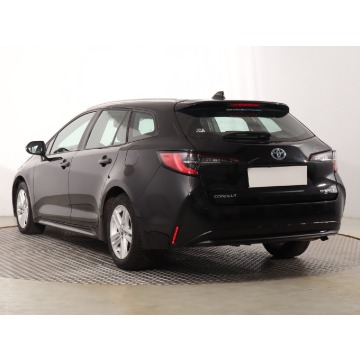 Toyota Corolla  Kombi 2022,  1.8 benzyna, automat - Na sprzedaż za 74 999 zł - Katowice - zdjęcie 6