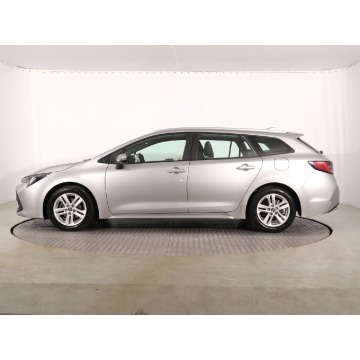 Toyota Corolla  Kombi 2022,  1.8 benzyna, automat - Na sprzedaż za 74 999 zł - Katowice - zdjęcie 4