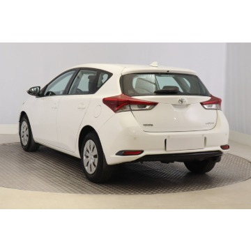 Toyota Auris  Hatchback 2015,  1.3 benzyna - Na sprzedaż za 32 999 zł - Zabrze - zdjęcie 6