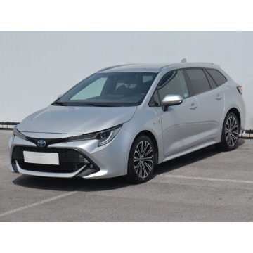 Toyota Corolla  Kombi 2019,  1.8 benzyna, automat - Na sprzedaż za 75 499 zł - Lublin - zdjęcie 3